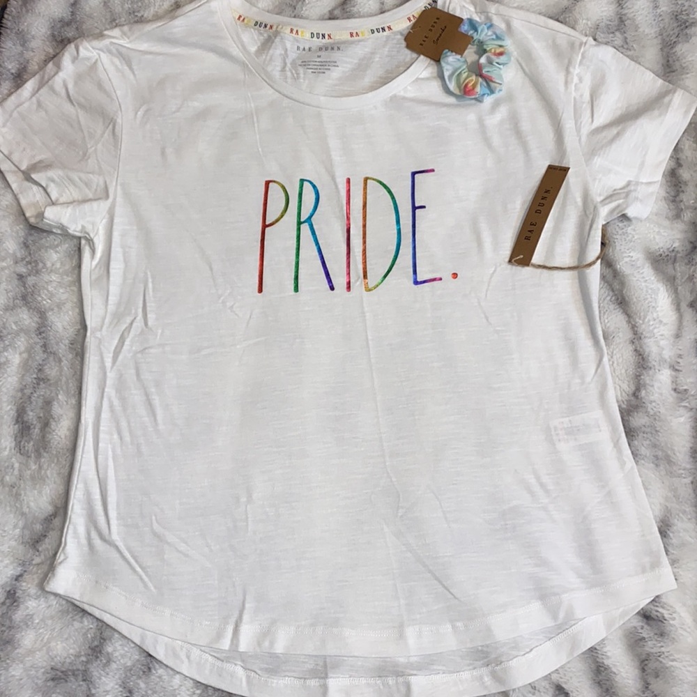 Rae Dunn Pride Shirt w Scrunchie - Picture 2 of 5